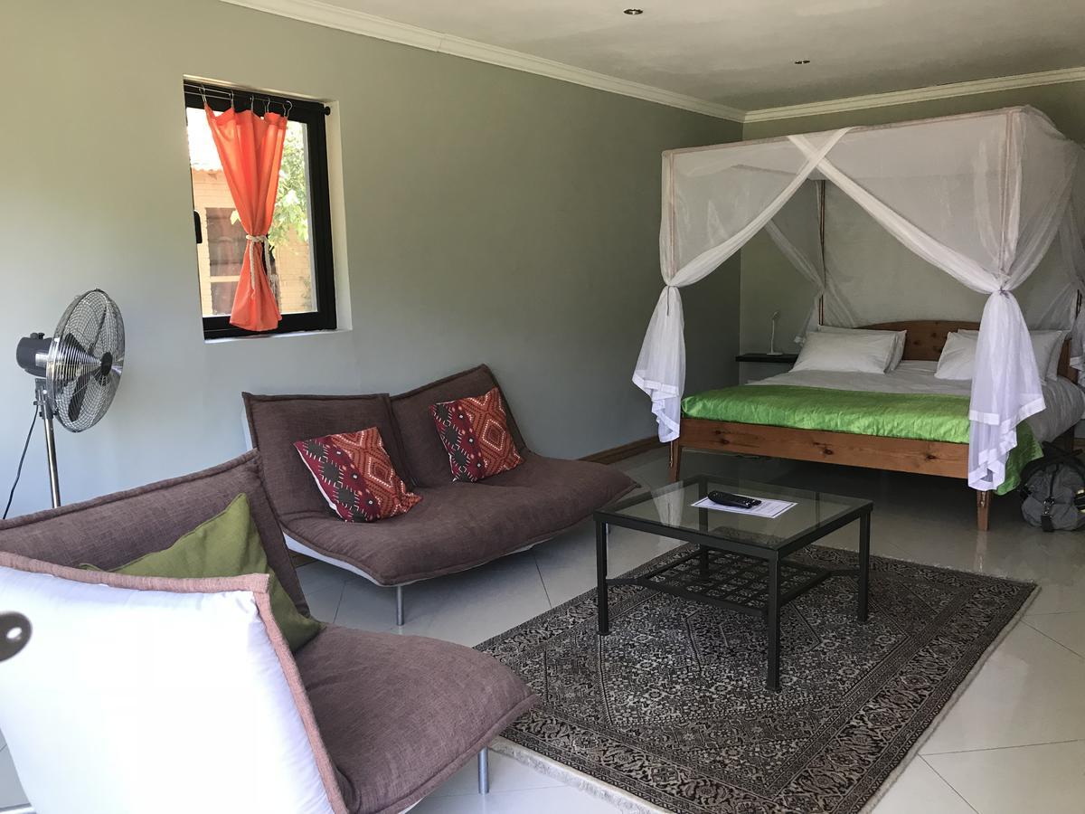 Aramesh Guesthouse And B&B Midrand Exterior foto